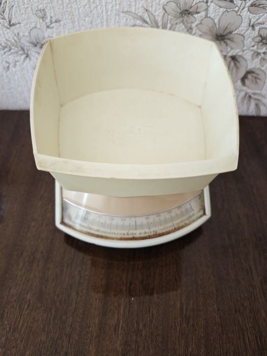 Waga kuchenna vintage