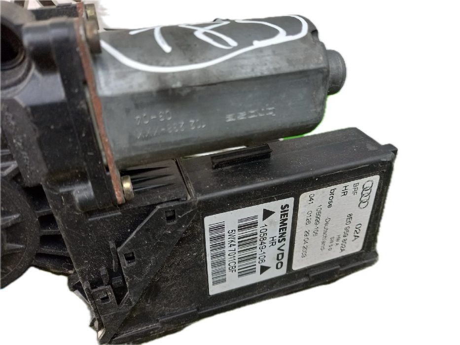 Motor vidro trás direito AUDI A4 Avant (8E5, B6)
