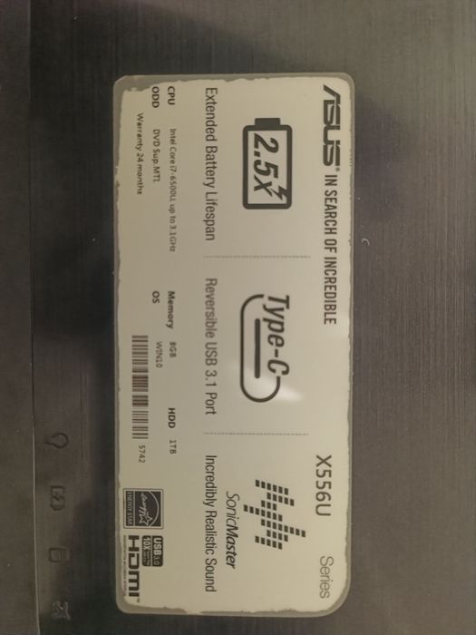 Asus X556U (i7, 8 GB RAM, 1 TB armazenamento, GeForce 930M) + mala