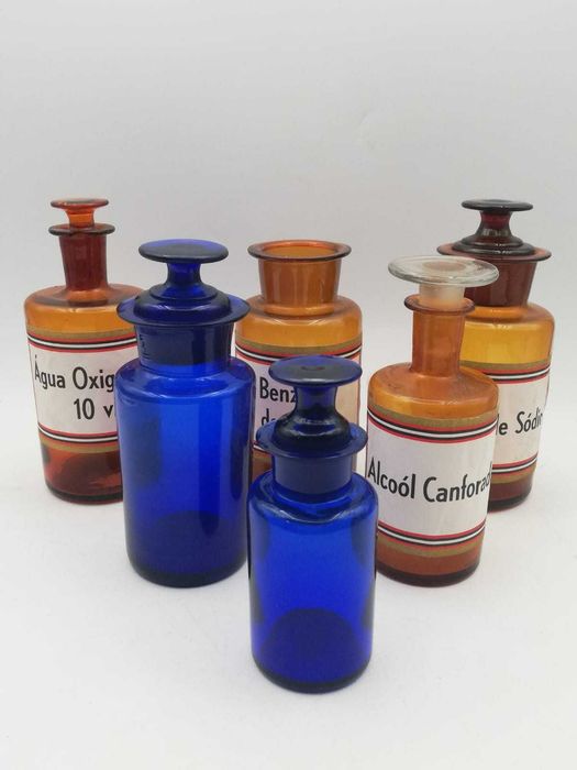Frascos Antigos de Farmácia