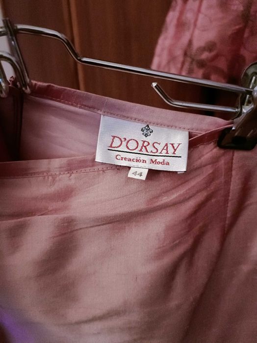 Sapatos T40+clutch+vestido T48
Vendo conjunto ou separado