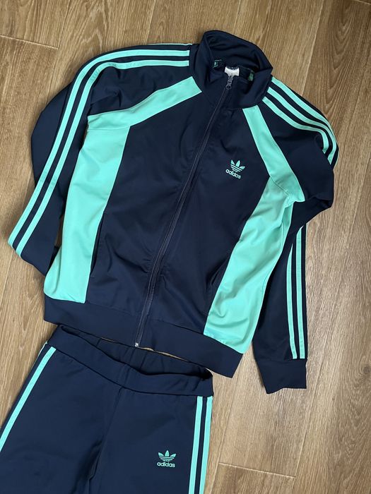 Спортивний костюм