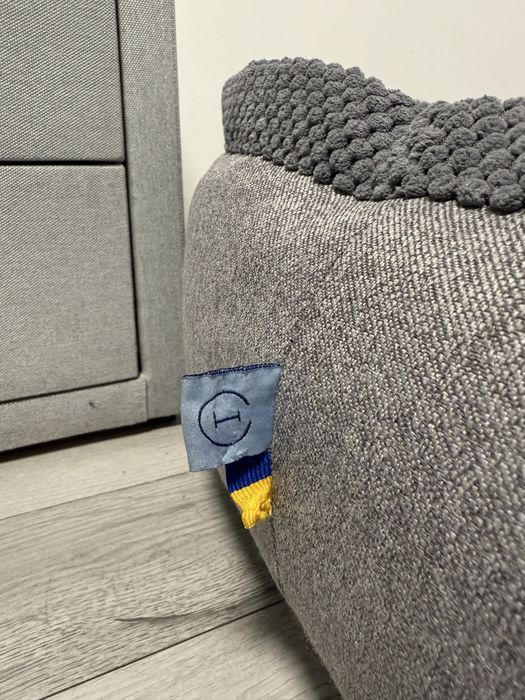 Продам лежанку для собак Harley&Cho