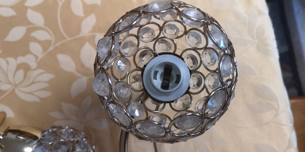 Conjunto de candeeiro de teto + 2 apliques – estilo moderno/contemporâneo – cromado. (usado)