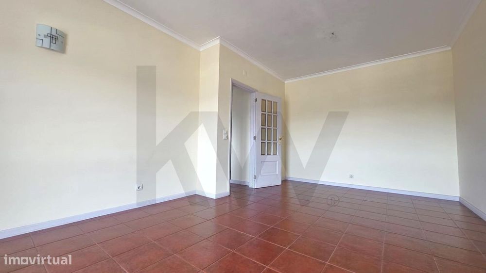Moderno Apartamento T2 em Paço de Sousa, Penafiel