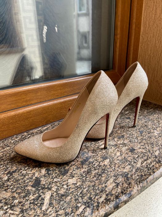 Жіночі туфлі на підборах