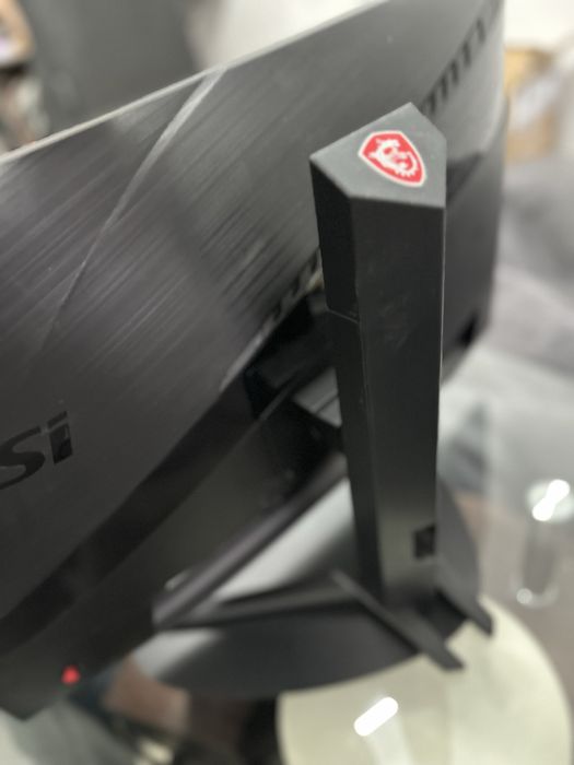 MSI Optix MAG271CR  Ігровий монітор
