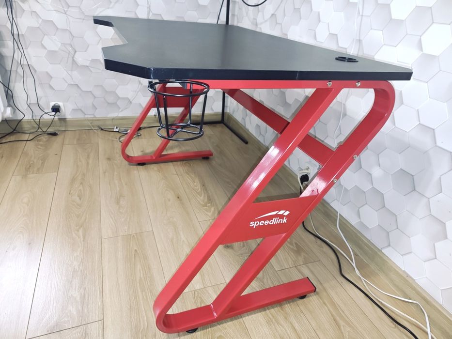 Używane biurko gamingowe Speedlink