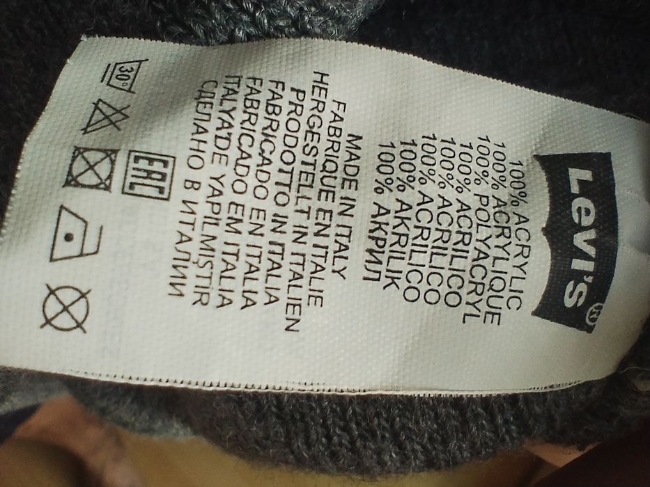 Czapka Levi's beanie.  Made in Italy