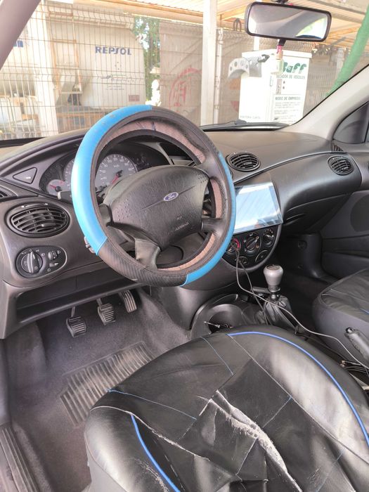 Ford Focus 1.8 90Cv