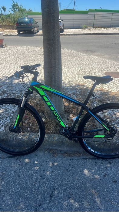 Bicicleta BTT 29’’ quadro M, 8 velocidades