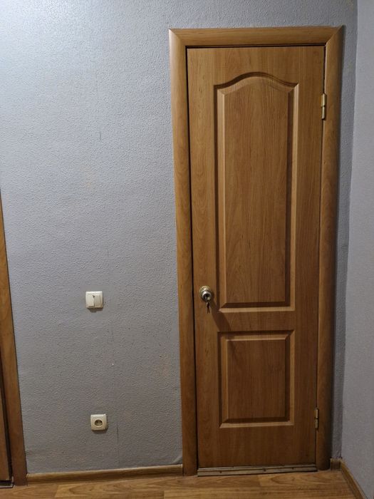 Продам двери межкомнатные