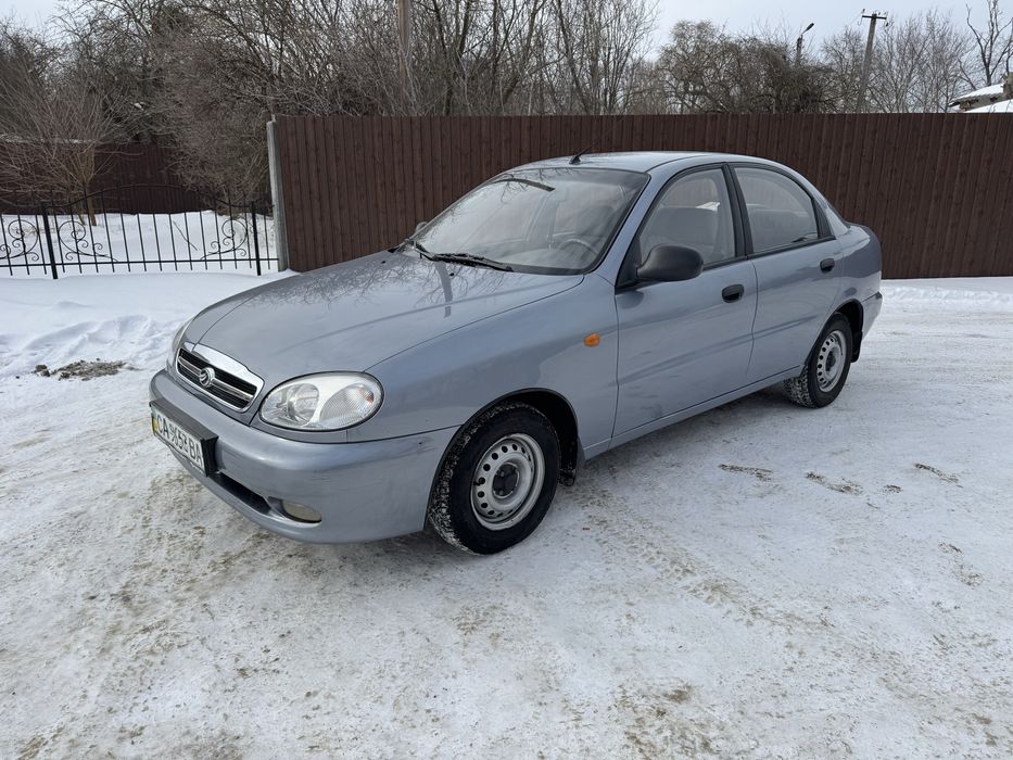 Daewoo Lanos 2009 року