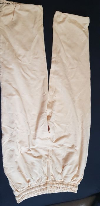 Nowe spodnie dresowe ASOS