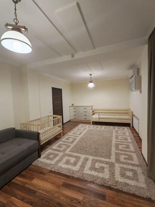 Продам таунхаус з ремонтом, меблями і побутовою технікою