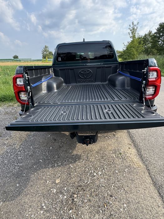Cesja leasingu Toyota Hilux - BEZ ODSTĘPNEGO