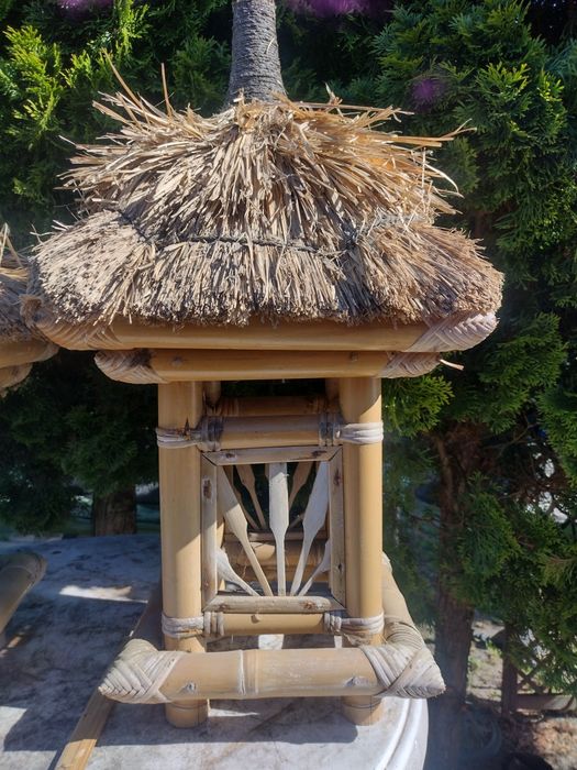 Ozdoba ogrodowa domek lampa