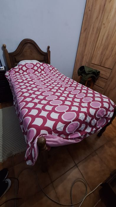 Cama solteira + colchão