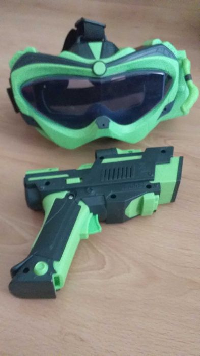 brinquedo kill zombies