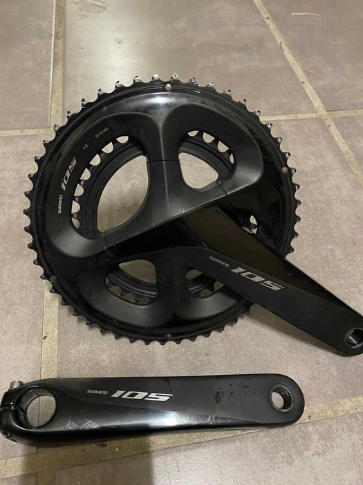 Pedaleiro, cassete e desviador Traseiro Shimano 105 11s