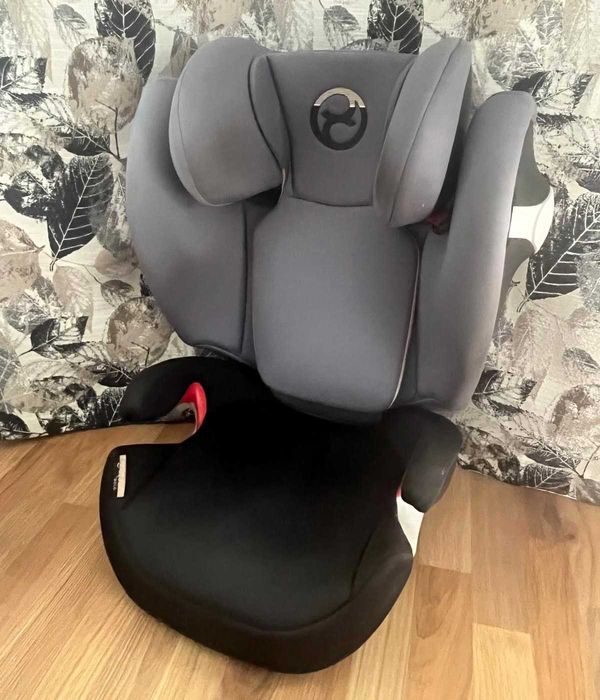 Fotelik Cybex Solution M | 15–36 kg | R44/04 | Graphite Black