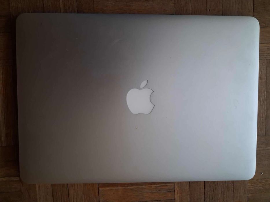 sprzedam MacBook Air
