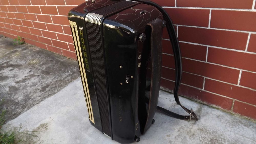Akordeon - syntezator lampowy Hohner ELECTRONIUM + wzmacniacz Hohner