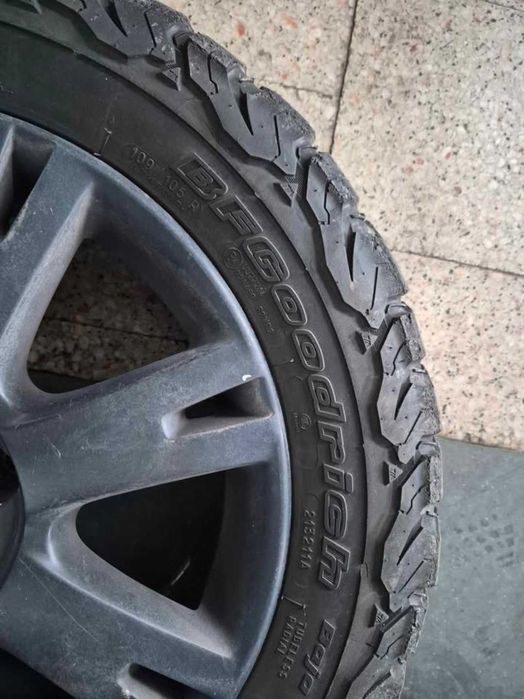 Pneus bf 255/ 55 r18 e jantes