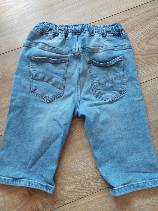 Spodenki jeansowe RESERVED r. 128, r.134