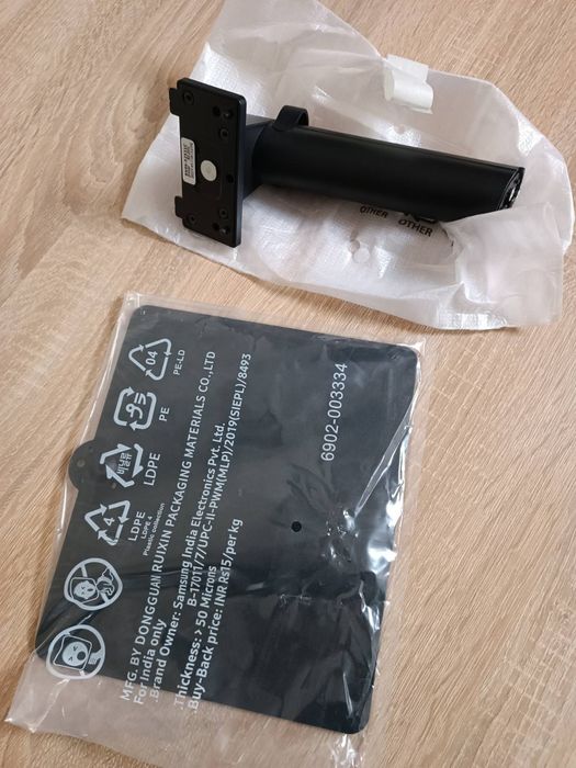 Монітор Samsung ls32a700n