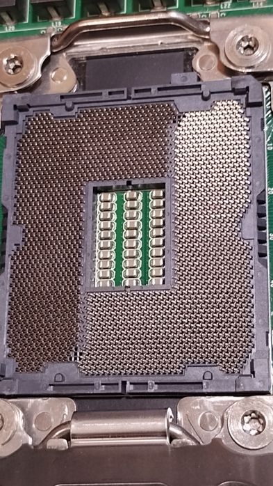 Материнская плата Dell precision t 3600 .OPTTT 9. НЕРАБОЧАЯ.Под ремонт