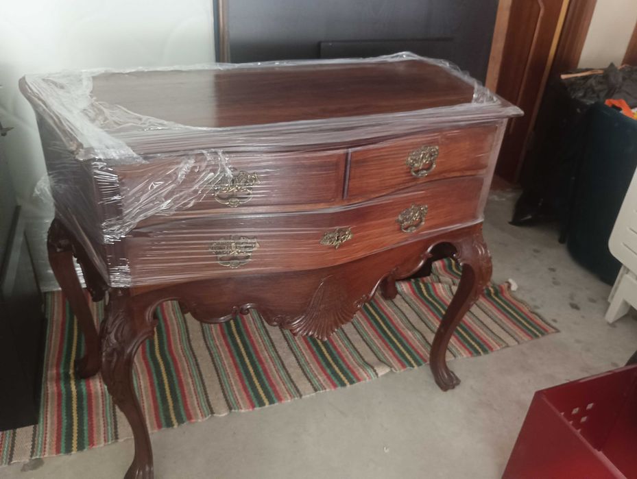 Comoda (meia cómoda, cópia estilo D.Jose)