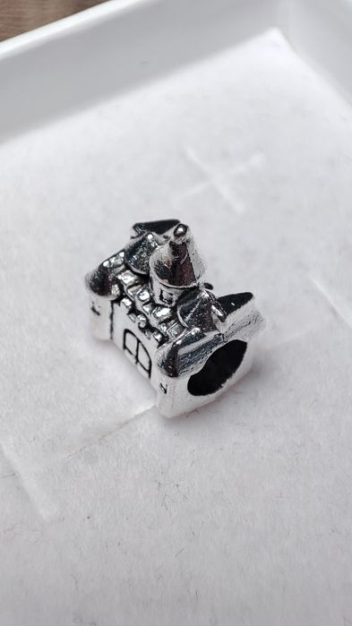 Posrebrzany charms