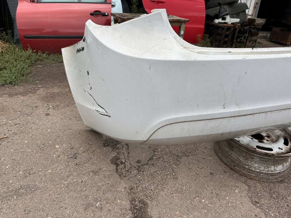 Задний бампер Шевроле Круз