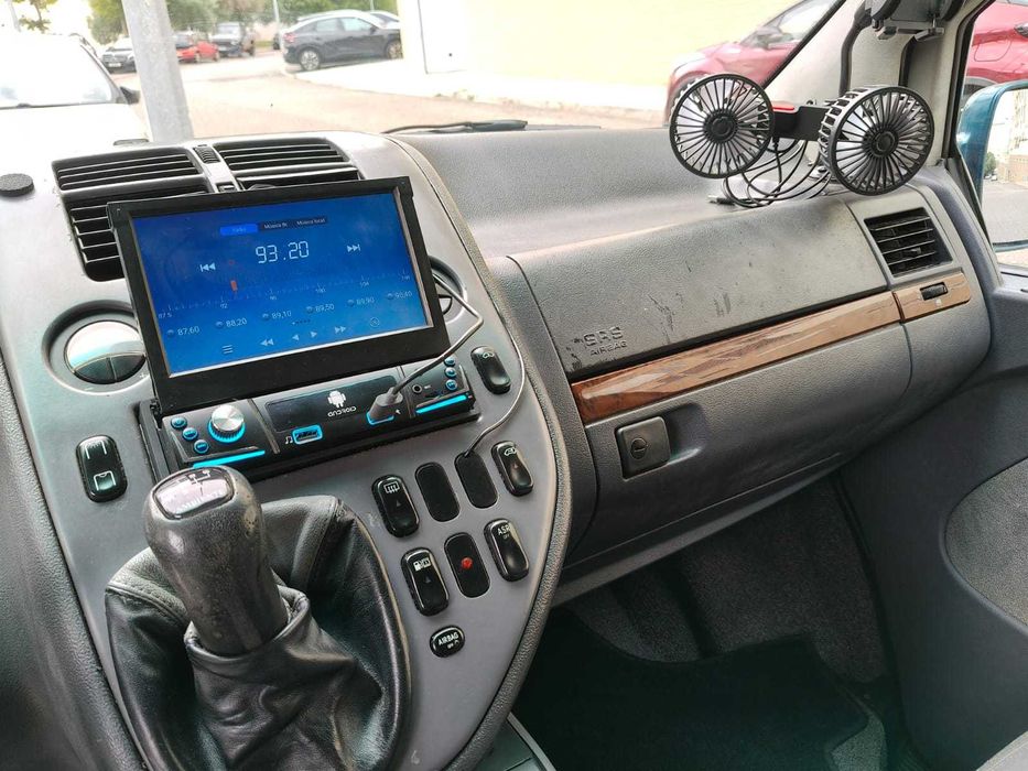 Mercedes Vito 220 V ano 2002 - Kms reais e comprováveis
