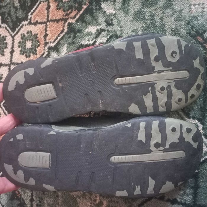 Босоніжки для хлопця-підлітка,кросівки
