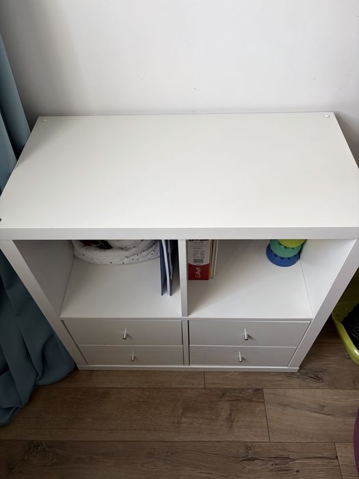 Szafka z szufladami