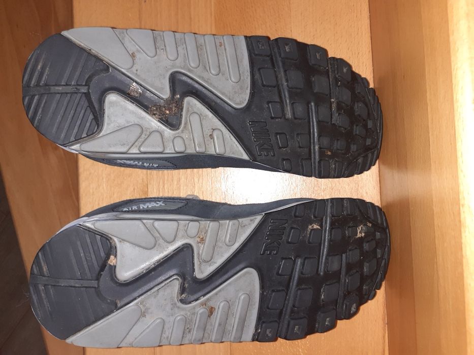 Кросівки  чоловічі Nike Air Max 90 Essential чорно-сірі