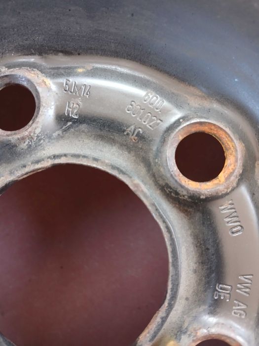 Felgi stalowe Vw Polo Seat Skoda 5x100 5j14 et 35 ch 57,1