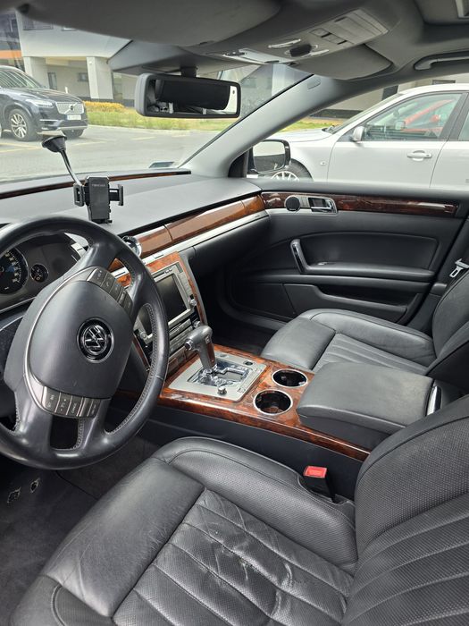 Phaeton 3.0 tdi  zderzak przedni do wymiany