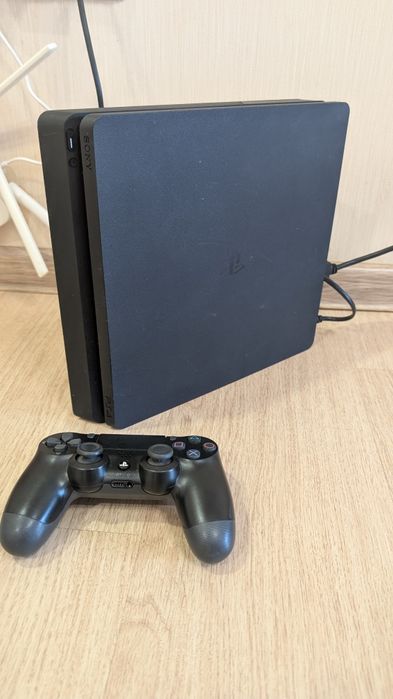 Приставка Sony PlayStation slim ps4