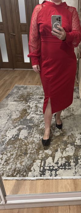 Червоне вечірнє плаття , сукня , міді