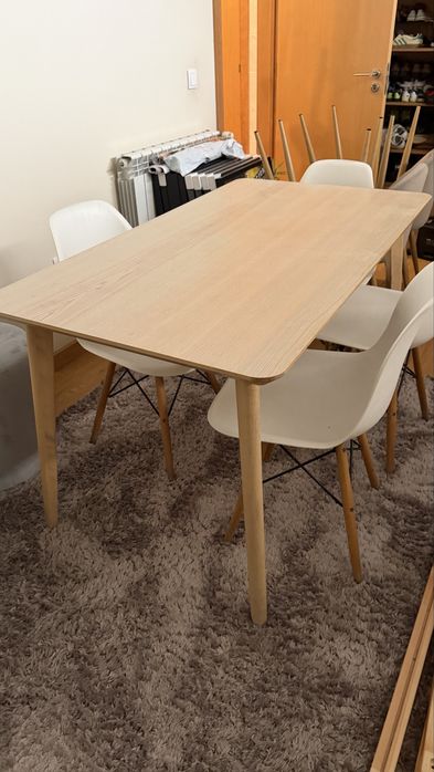 Vendo mesa de cozinha IKEA LISABO e 4 cadeiras