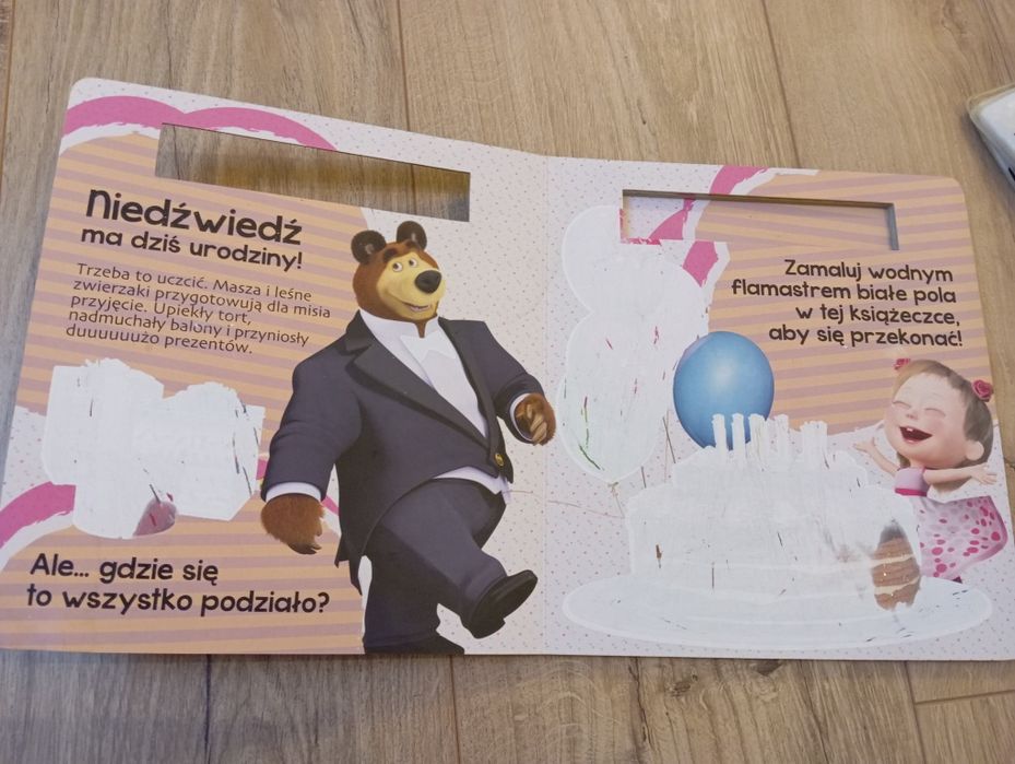 Wodna kolorowanka Masza i Niedźwiedź