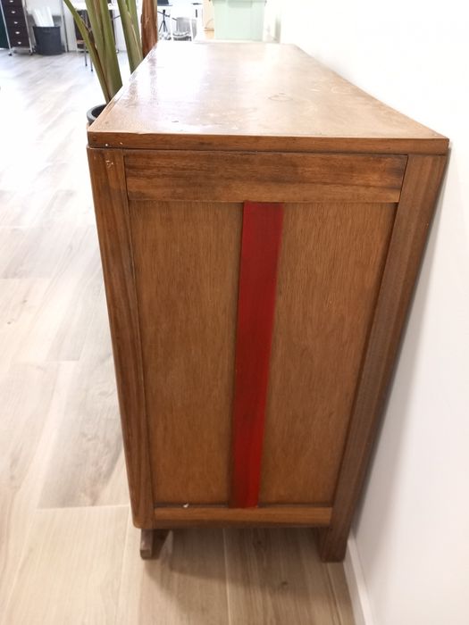 Cómoda antiga vintage