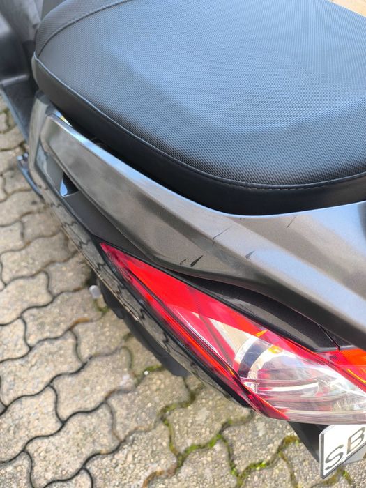 Vendo ou Troco KYMCO DOWNTOWN 125I