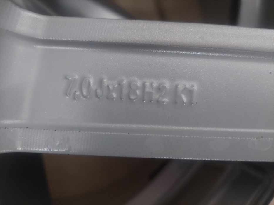 Комплект легкосплавних дисків Skoda Volkswagen Audi Seat R18 5×112