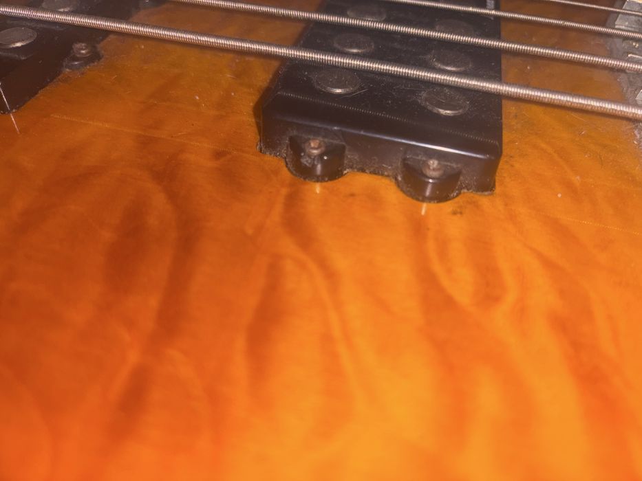 gitara Bassowa ibanez