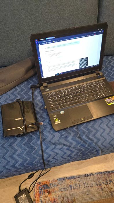 Laptop Dream Machines G1060 (G1060-15PL10)