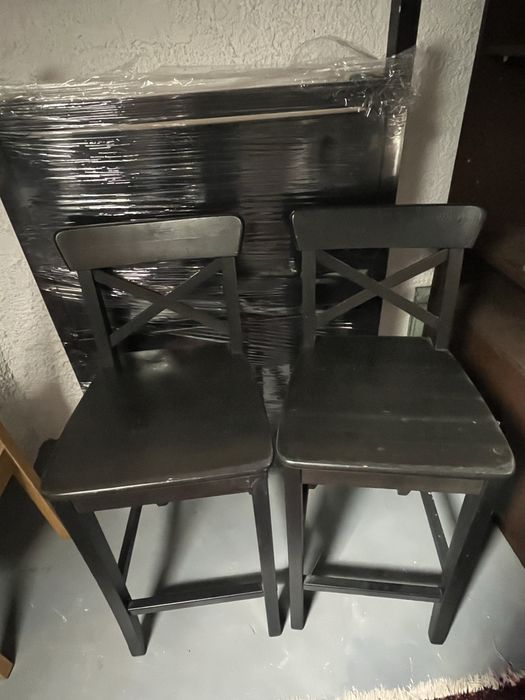 2x "bar chairs" ( cadeiras banco alto)